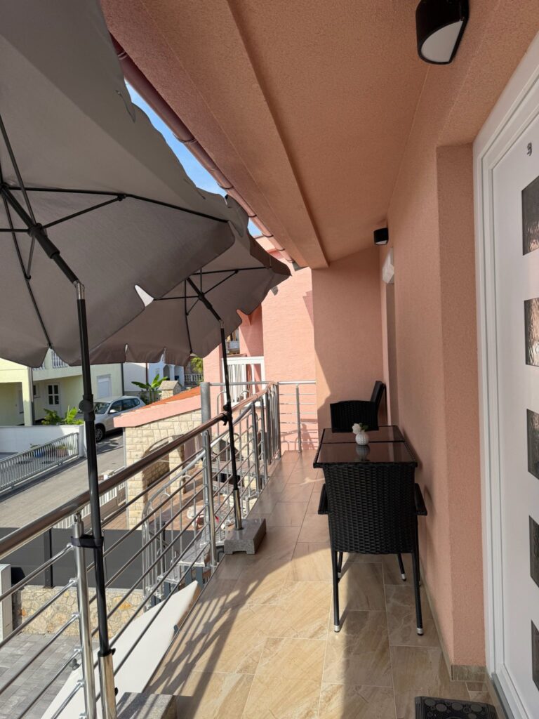 38bad1b8-6fe8-47f7-9f35-e2d725ef6281