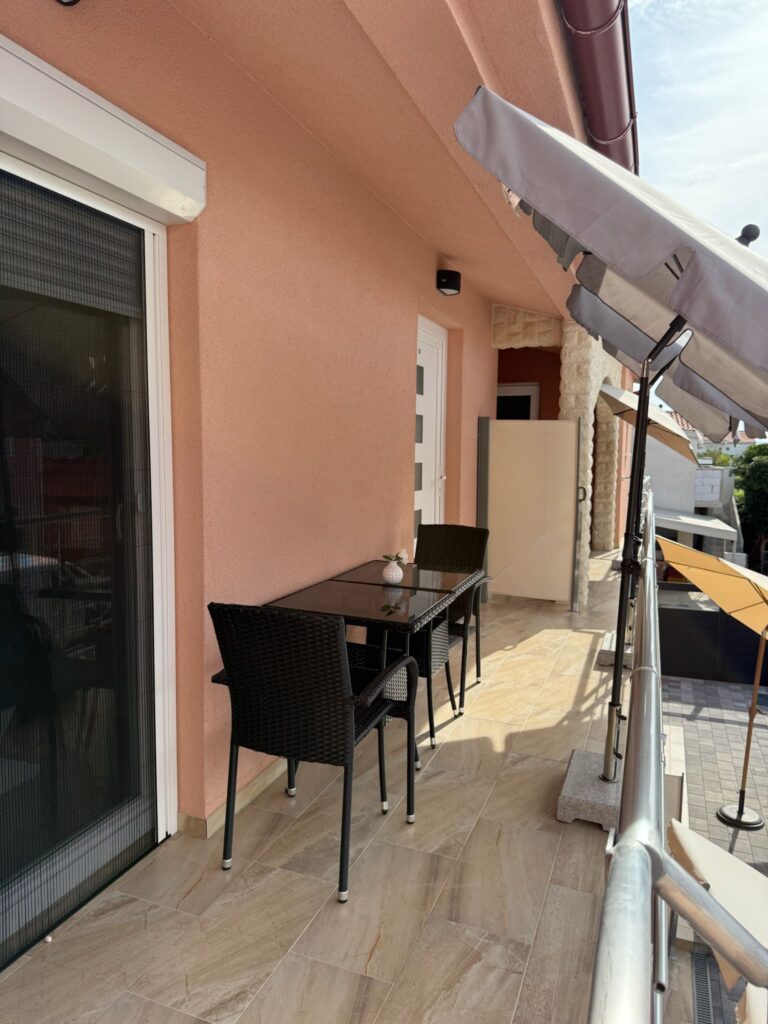 4946bdf3-48cb-464f-a795-c33ae1a2f682